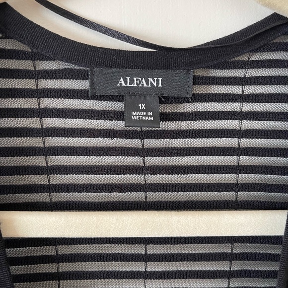 Elegant Black Sheer Women's Jacket - Picture 2 of 7